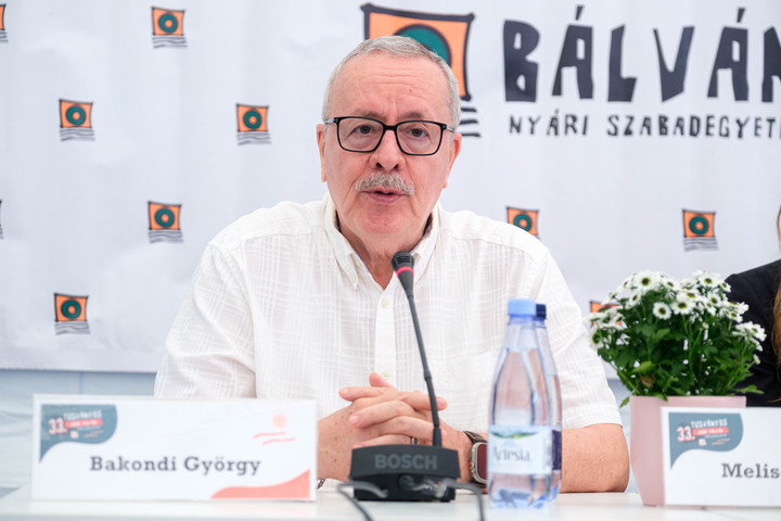 Bakondi György: Brüsszel képtelen beletörődni abba, hogy Magyarország nem enged be migránsokat