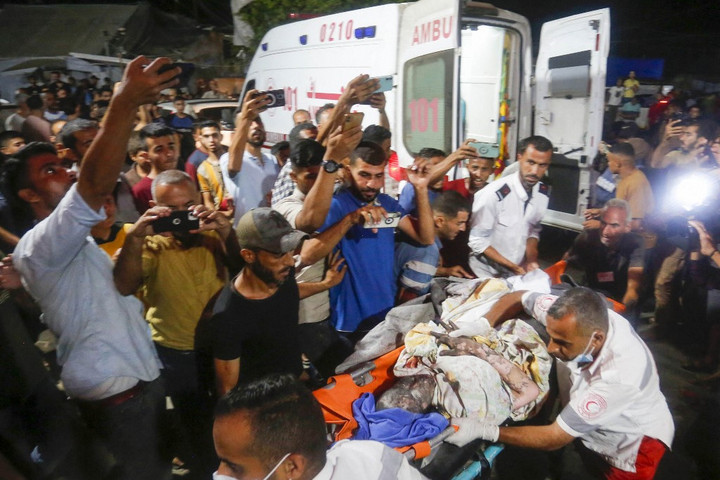 Fotó: AFP/Anadolu/Ashraf Amra Hamász: Sok halottja és sérültje van egy iskolát ért támadásnak Gázában