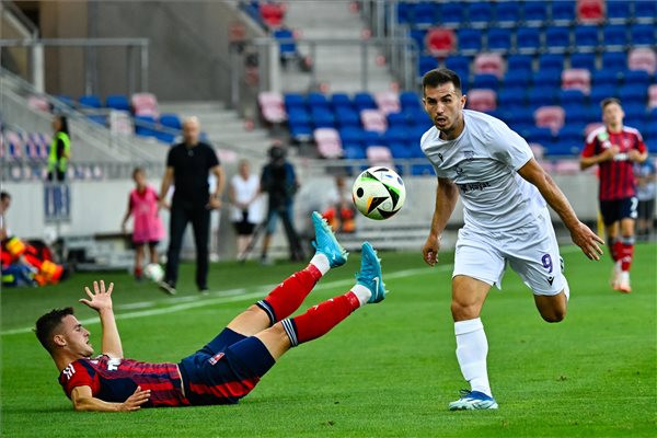 Fotó: MTI/Vasvári Tamás Kl-selejtező: továbbjutott a Fehérvár FC
