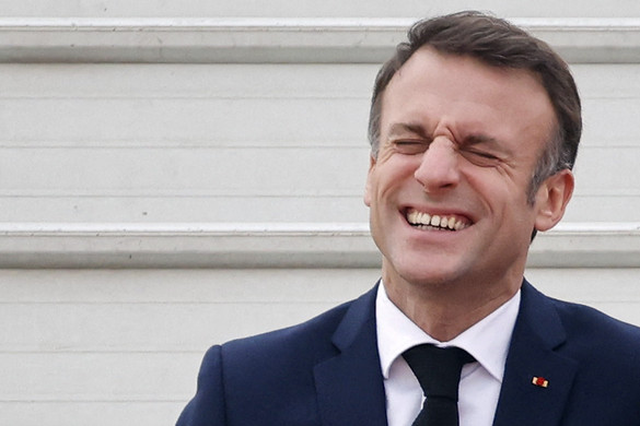 Macron ismét bekavart