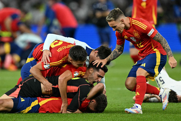 Nyertek a spanyolok, győzött a látványos futball