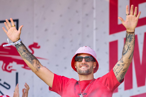 Szoboszlai Dominik szégyelli a barátnőjét?