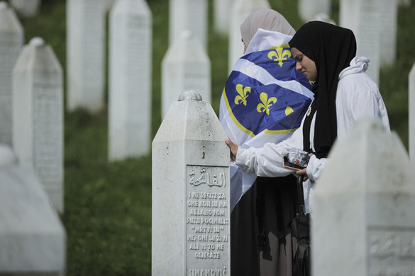 Megindult a srebrenicai békemenet