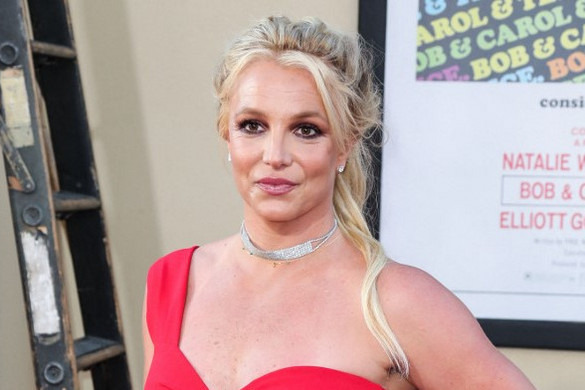 Kivel költözik össze Britney Spears?