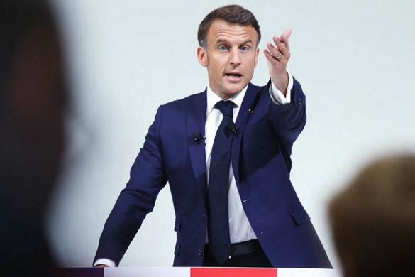 Macron NATO-csúcstalálkozóra tervezett útjának esetleges lemondása vált ismertté