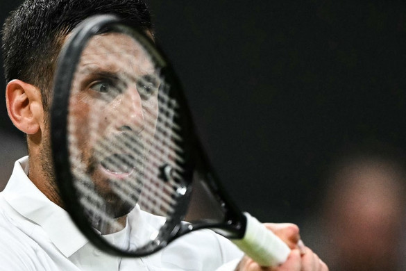 Wimbledon: Djokovic könnyedén jutott a legjobb nyolc közé