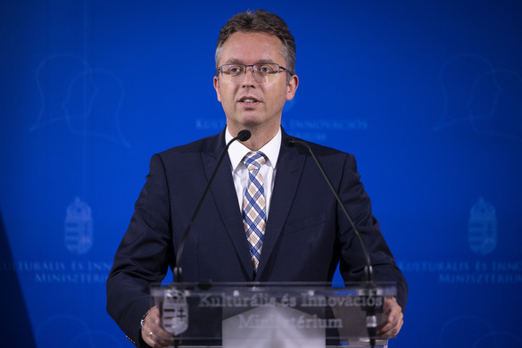 Tízezer család kerülne nehéz helyzetbe a babaváró program lejárásával