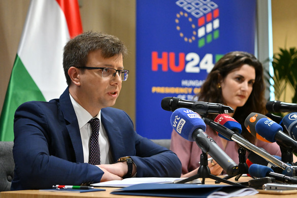 Repülőrajtot vett a magyar elnökség