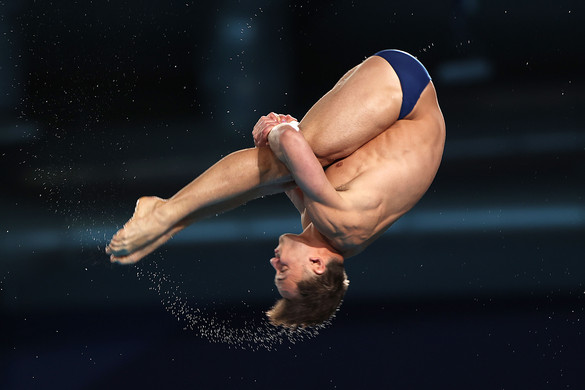 Meglepő az oka, miért zuhanyoznak minden ugrás után az olimpiai műugrók