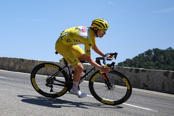 Tour de France - Pogacar  a duplázás kapujában