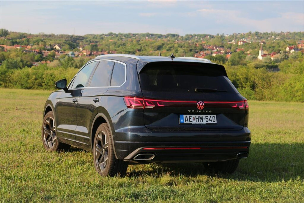 VW Touareg 3.0 V6 TDI