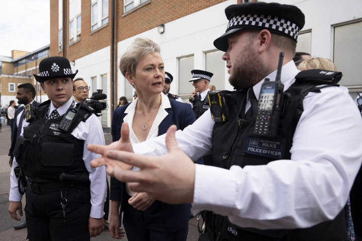 Fotó: AFP/POOL/Jeff Moore A britek új megoldással orvosolnák a migrációs problémát