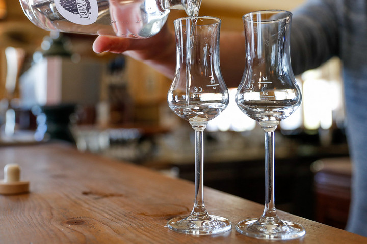 Rákot okozhatnak az alkoholos italok