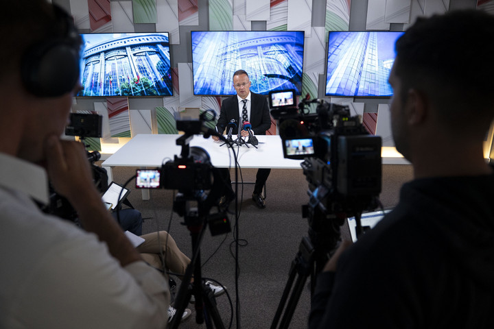 Szijjártó Péter: Az EU tétlenül nézi, hogy Ukrajna a magyar és a szlovák energiabiztonsággal szórakozik