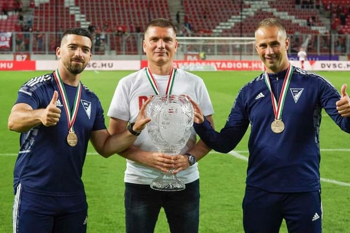 Itt az első NB I-es edzőváltás