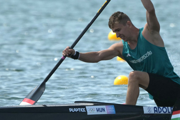 Fotó: AFP/Bertrand Guay Adolf Balázs és Opavszky Réka sikere