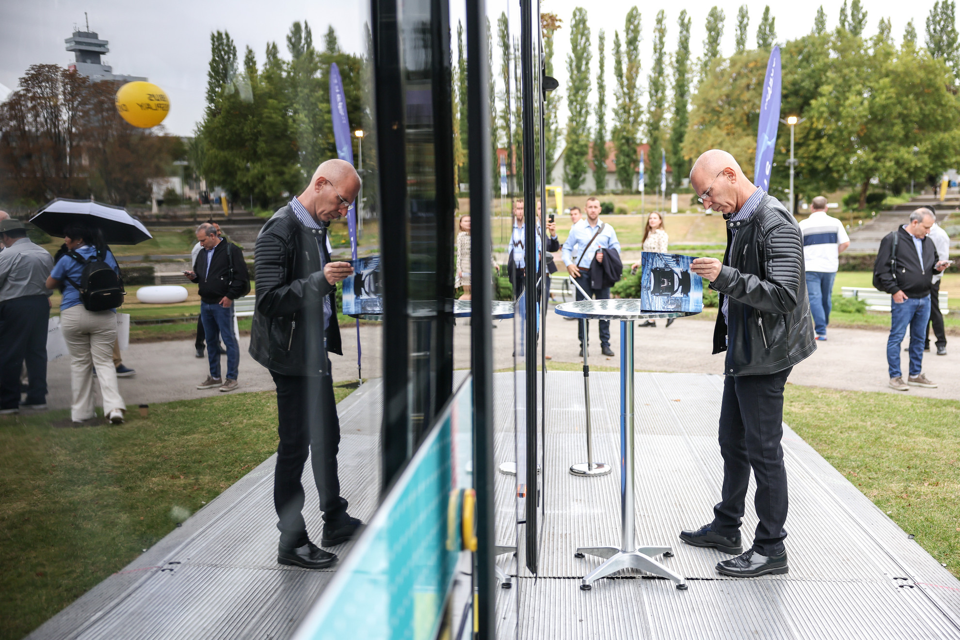 A változékony idő ellenére sokakat vonzottak a székesfehérvári gyártó buszai