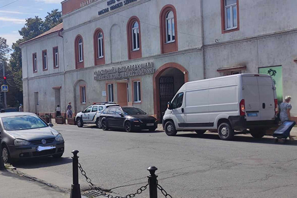 Bombariadó volt egy kárpátaljai színházban