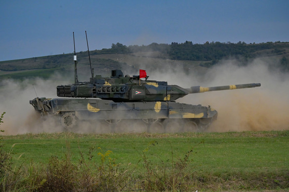 Így játszották Putyin kezére az ukránok a német Leopardot