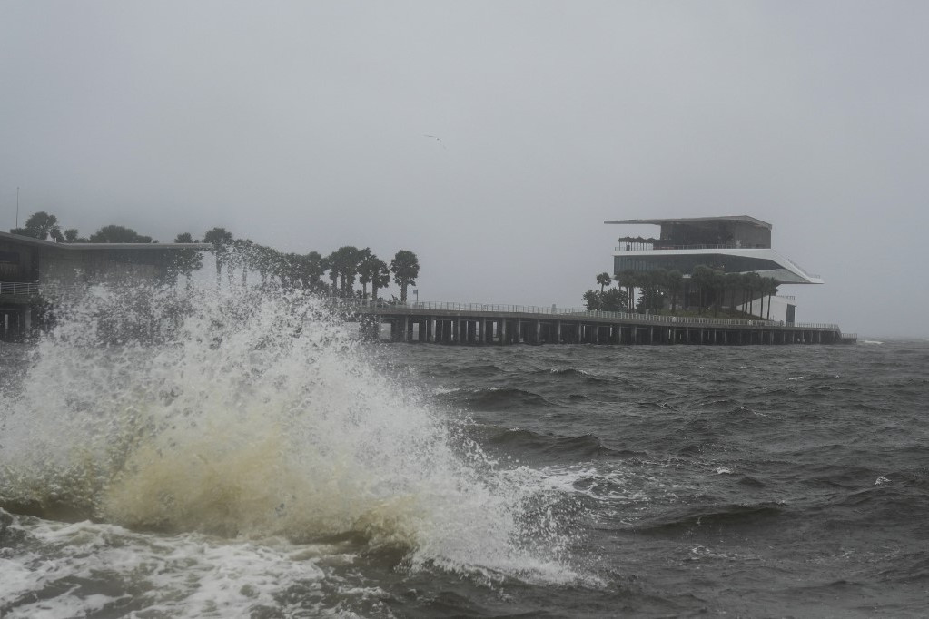 Florida partjainál az egyre magasabb és erősebb hullámok még csak előfutárai Miltonnak
