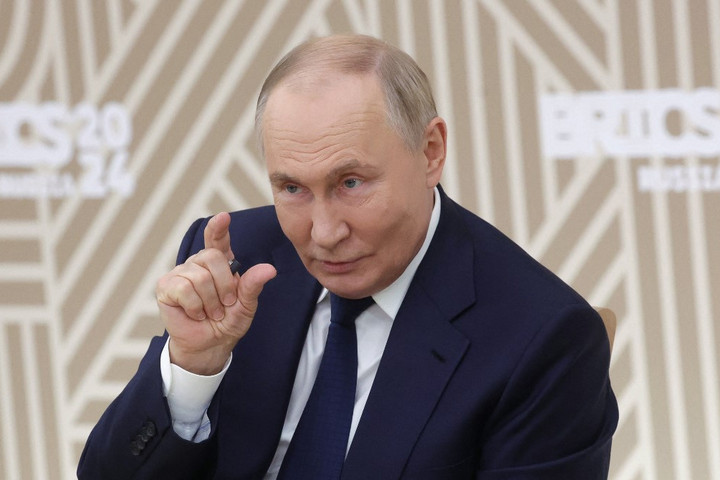 Fotó: AFP/Pool/Vyacheslav Prokofyev Putyin nem ad esélyt, hogy Ukrajna atomfegyvert hozzon létre