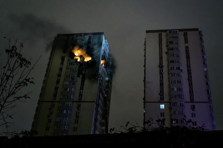 Fotó: AFP/NurPhoto/Maxym Marusenko Bombázás Kijevben
