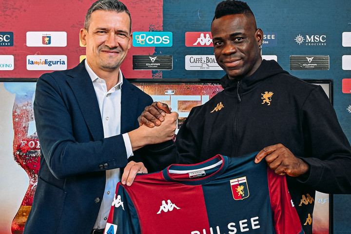 Fotó: Facebook/Genoa CFC „Szuper Mario” újra a Serie A-ban!