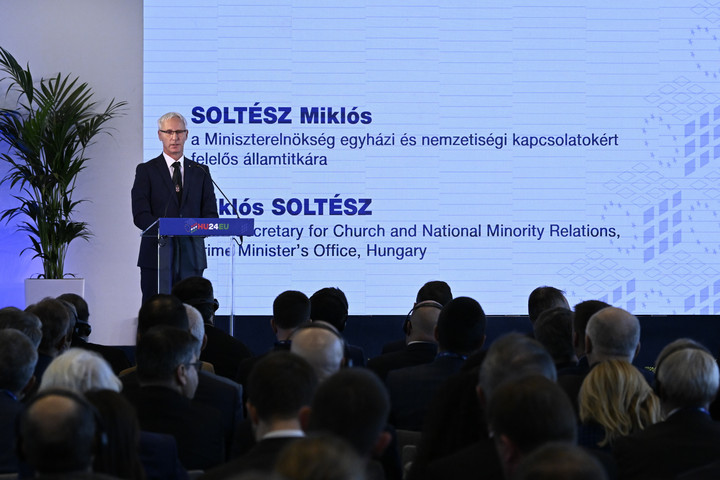 Soltész Miklós: A vallási közösségek iránymutatása nélkül Európa vezetői továbbra is tévúton fognak járni
