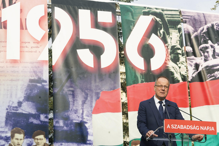 Fotó: MTI/Filep István Navracsics Tibor: 1956 független Magyarországot hagyott hátra, melyért ma is dolgoznunk kell