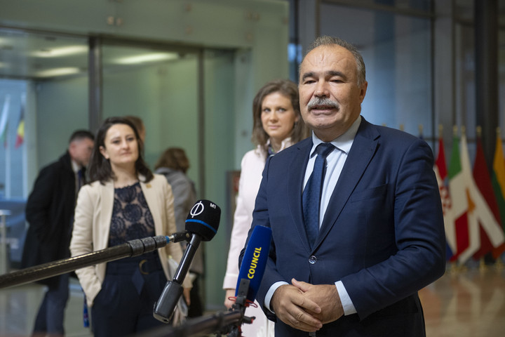 „A magyar elnökség versenyképes, válságálló és fenntartható agráriumot szeretne”