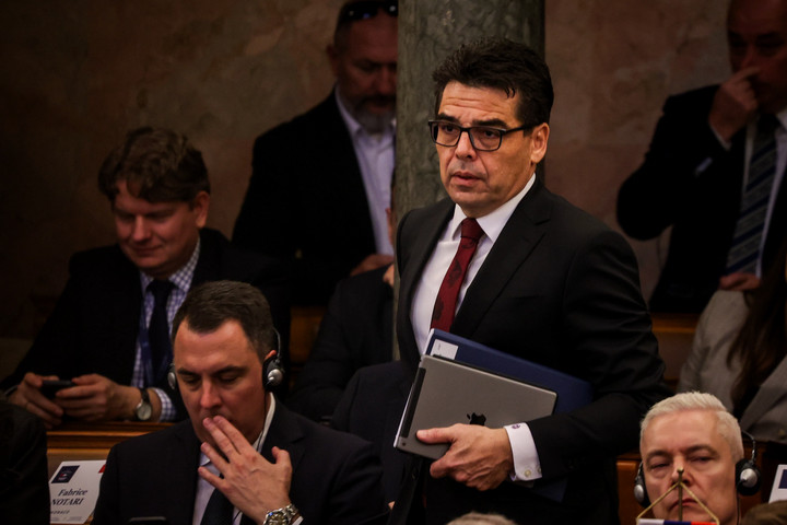 Fotó: MH/Török Péter „Tényleg ezért kapnak fizetést egyes brüsszeli politikusok?”