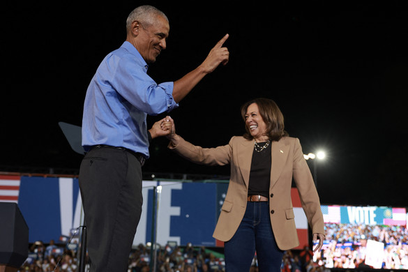 Barack Obama nem hitt Kamala Harrisban