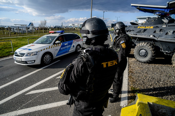 Fegyveres merénylet készült október 23-ra, lecsapott a TEK