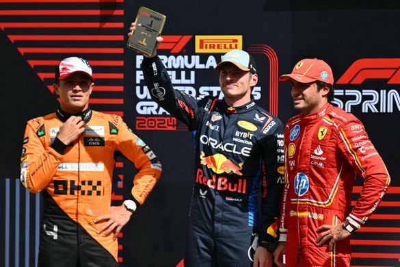 Verstappen nyerte a sprintfutamot