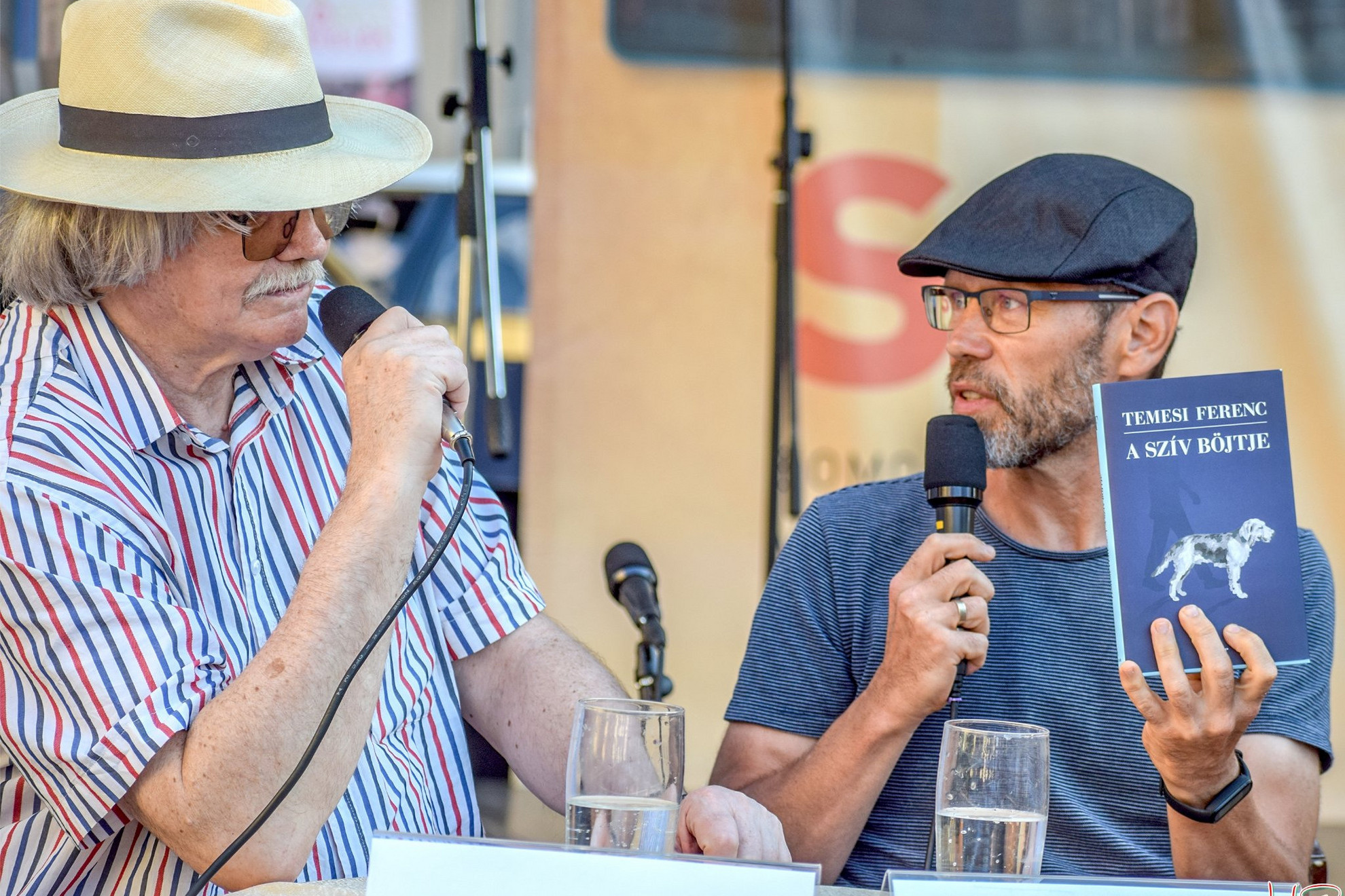 Temesi Ferenc és a másik szegedi író, Bene Zoltán bemutatják Temesi A szív böjtje című kötetét