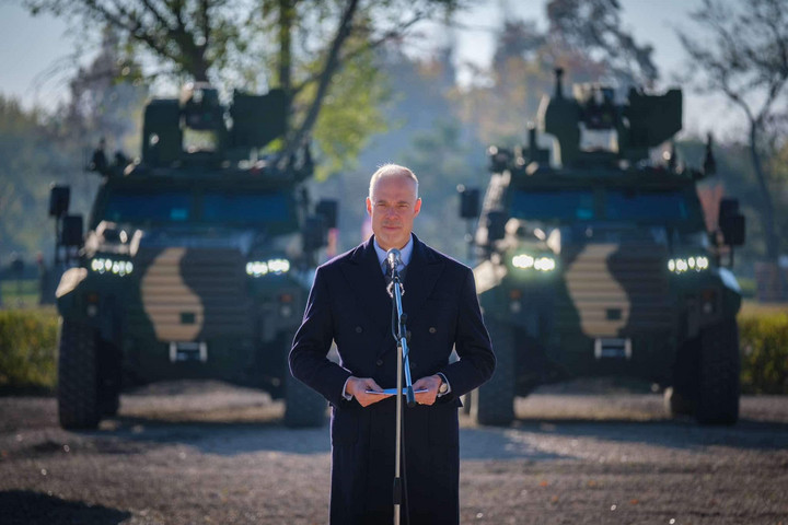 Fotó: Facebook/Szalay-Bobrovniczky Kristóf Szalay-Bobrovniczky Kristóf szerint mostantól Közép-Európa egy biztonságosabb hely