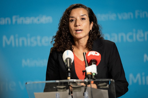Nagy a felfordulás a holland politikai életben