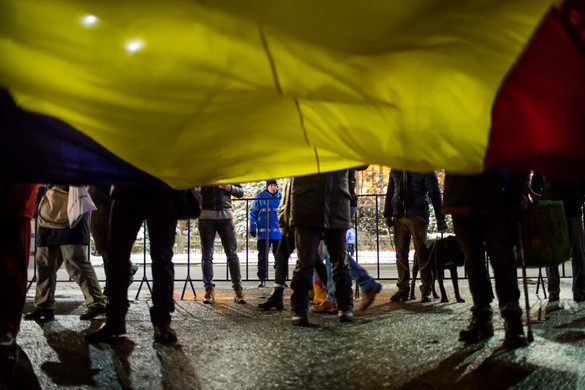 Tüntetnek a románok