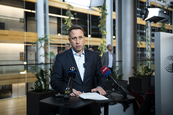 Dömötör: Félrevezetően szép megnevezést adtak a betelepítési kvótáknak + VIDEÓ