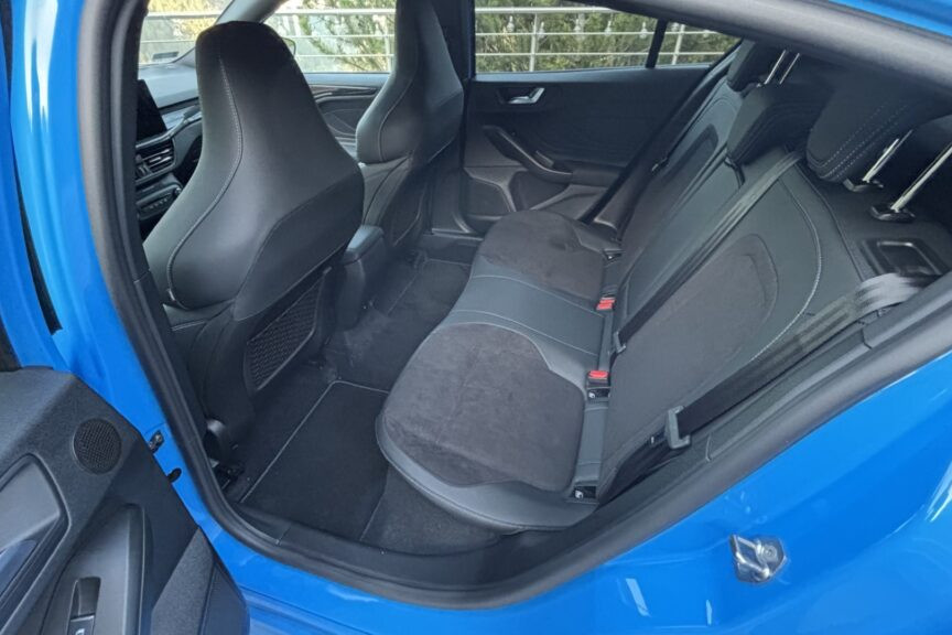 Ford Focus ST belső