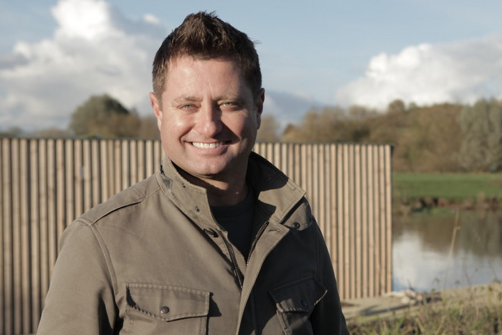 Fotó: Facebook/George Clarke's Amazing Spaces Erőszakos támadás áldozata lett a tévés műsorvezető