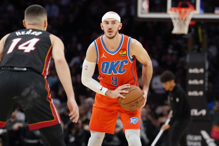 Fotó: AFP/Getty Images/NBAE/Eric Espada NBA: Szerződést hosszabbított a liga egyik legjobb védőjátékosa