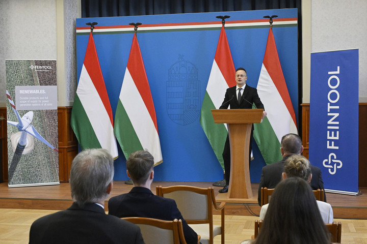 Fotó: MTI/Lakatos Péter Szijjártó Péter: Európában az egyik legvonzóbb beruházási környezet Magyarországon jött létre