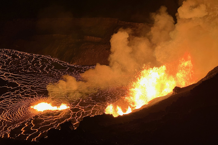 Fotó: AFP/Anadolu/USGS/N. Deligne Újra kitört a Kilauea vulkán Hawaiin