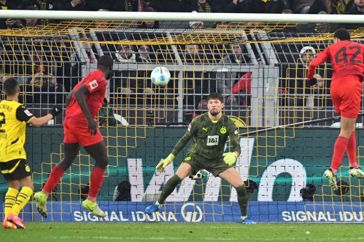 Fotó: AFP/DPA Picture-Alliance/DPA/Bernd Thissen Bundesliga: Csak a 85. percben tudott pontot menteni az éllovas Bayern