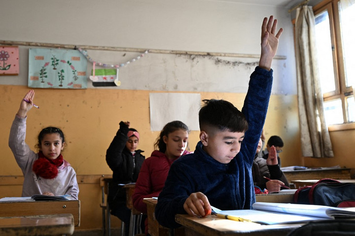 Fotó: AFP/Louai Beshara Újra megnyíltak az iskolák Szíriában
