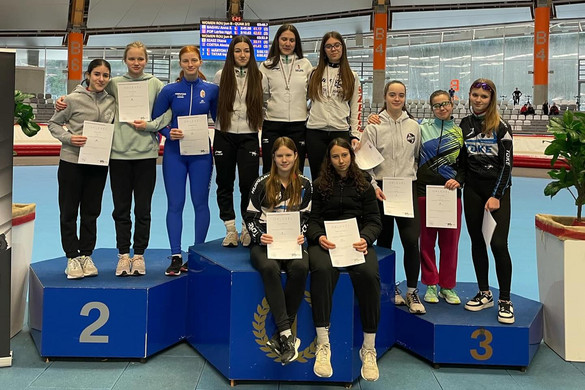 Fotó: Facebook/HUNSKATE - Magyar Országos Korcsolyázó Szövetség Gyorskorcsolya-ob: Bödei Bálint és Bíró Hanna győzött sprintben