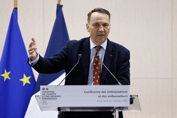 Bolond lyukból lengyel szél fú'