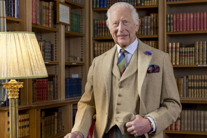 Fotó: AFP/Buckingham Palace/Millie Pilkington III. Károly király bepillantást engedett a Balmoral-kastélyba