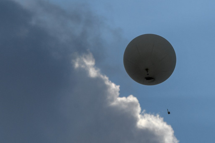 Fotó: AFP/dpa Picture-Alliance/dpa-Zentralbild/Patrick Pleul Oroszországból érkező léggömb keltett zavart a lengyel rendőrségben